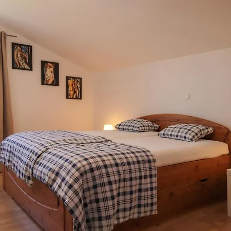 Ferienhaus Slavica Vrsi